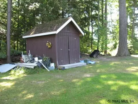 522 Van Antwerp Rd, Johnstown, NY 12095 photo 5