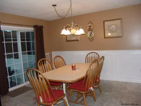 2017 William St, Schenectady, NY 12306 photo 7