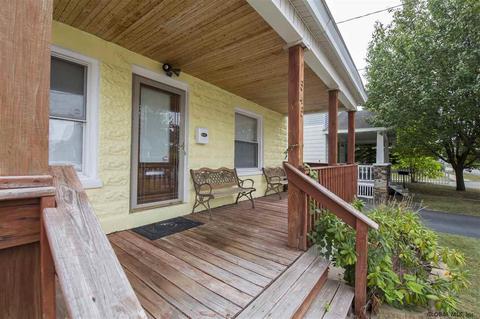 545 Vischer Ave, Schenectady, NY 12306 photo 3