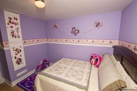 545 Vischer Ave, Schenectady, NY 12306 photo 14