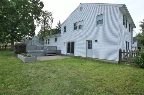 1155 Hendrickson Ave, Schenectady, NY 12309 photo 2