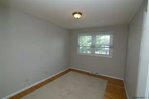 1155 Hendrickson Ave, Schenectady, NY 12309 photo 18