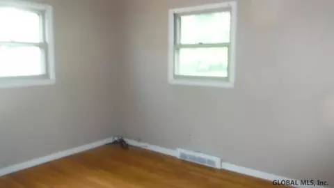 2404 Lenox Rd, Schenectady, NY 12308 photo 5