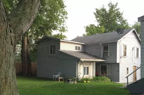 10 Covington Ave, Schenectady, NY 12304 photo 4