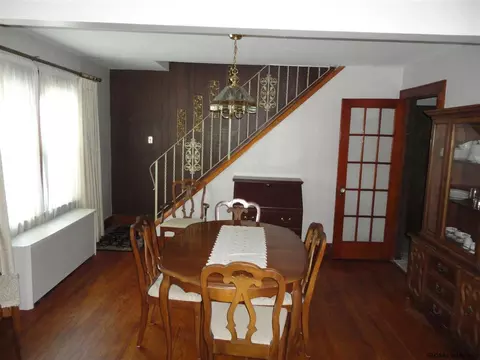 2017 Careleon Rd, Schenectady, NY 12303 photo 5