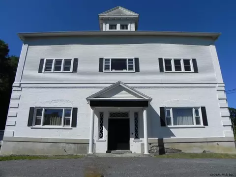 121 Maple Ave, Glenville, NY 12302 photo 3
