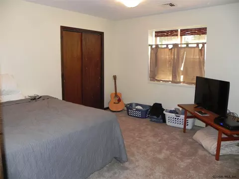 121 Maple Ave, Glenville, NY 12302 photo 10