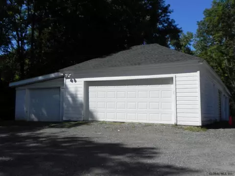 121 Maple Ave, Glenville, NY 12302 photo 6