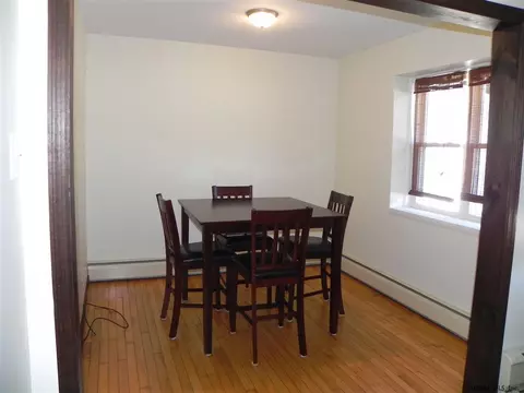 121 Maple Ave, Glenville, NY 12302 photo 9