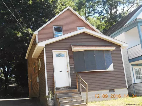 246 Division St, Schenectady, NY 12304 photo 1