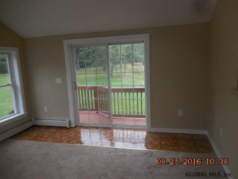 38 King Rd, Saratoga Springs, NY 12866 photo 15