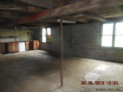 38 King Rd, Saratoga Springs, NY 12866 photo 9