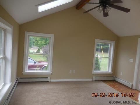 38 King Rd, Saratoga Springs, NY 12866 photo 14