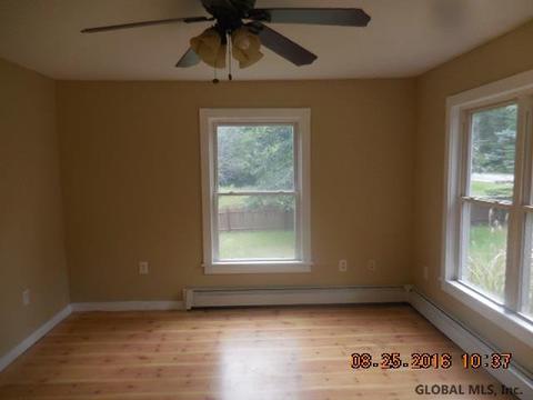 38 King Rd, Saratoga Springs, NY 12866 photo 11