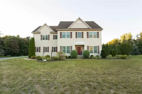 27 Devonshire Way, Clifton Park, NY 12065 photo 1