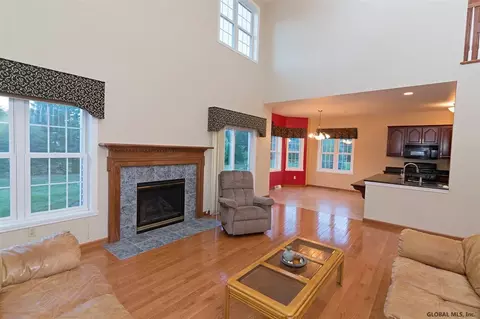 27 Devonshire Way, Clifton Park, NY 12065 photo 7
