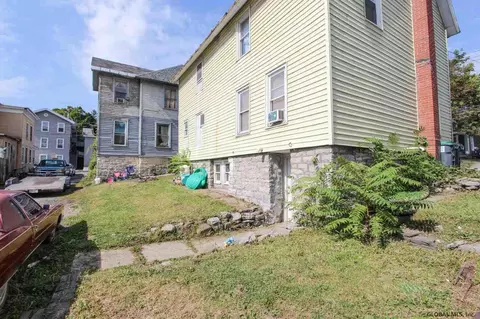 654 E Main St, Cobleskill, NY 12043 photo 7