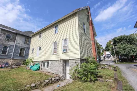 654 E Main St, Cobleskill, NY 12043 photo 6