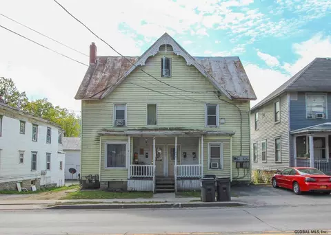 654 E Main St, Cobleskill, NY 12043 photo 2