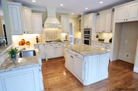 2945 W Old State Rd, Schenectady, NY 12303 photo 6