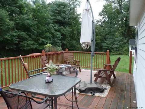 66 Putnam Rd, Schenectady, NY 12306 photo 23