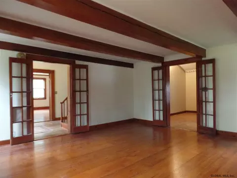 66 Putnam Rd, Schenectady, NY 12306 photo 3