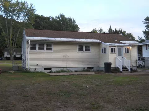 505 Chadwick Rd, Schenectady, NY 12304 photo 19