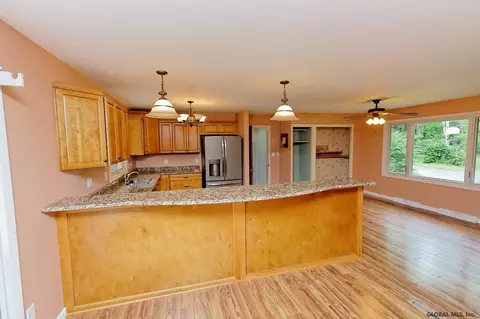 2186 East Schodack Rd, Castleton, NY 12033 photo 3