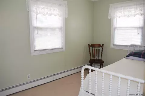 2004 Patton Dr, Schenectady, NY 12303 photo 20