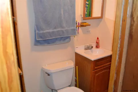 122 Maple St, Corinth, NY 12822 photo 23