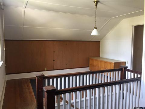 33 Central Taurus Rd, Niskayuna, NY 12304 photo 14