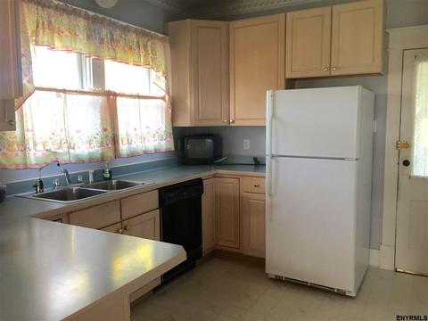 33 Central Taurus Rd, Niskayuna, NY 12304 photo 10