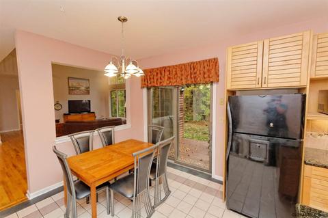 3295 E Lydius St, Schenectady, NY 12303 photo 7
