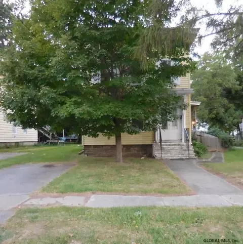 68 Elm St, Ilion, NY 13357 photo 2