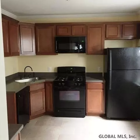 829 Harrison Ave, Schenectady, NY 12306 photo 8