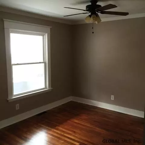 829 Harrison Ave, Schenectady, NY 12306 photo 14