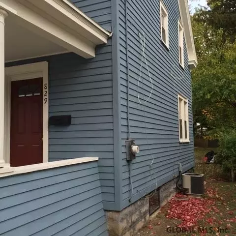 829 Harrison Ave, Schenectady, NY 12306 photo 4