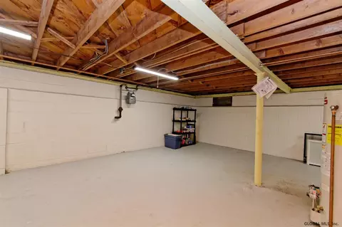 2 Eileen St, Albany, NY 12203 photo 22