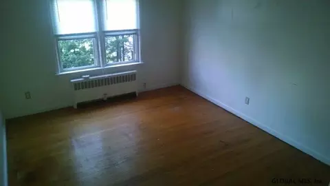 2005 Gray St, Schenectady, NY 12306 photo 13
