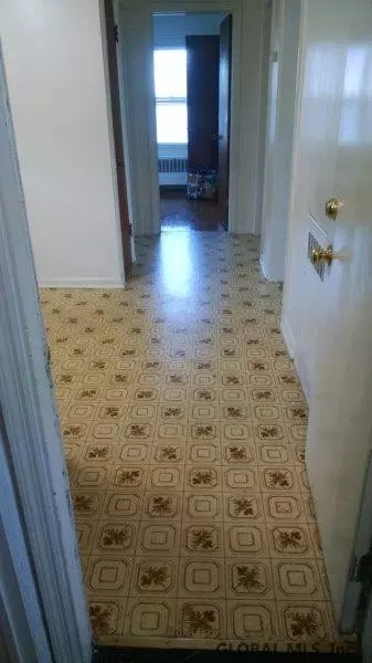 2005 Gray St, Schenectady, NY 12306 photo 22