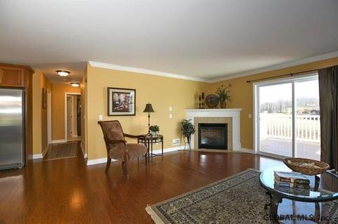 164 Paddock Cir, Schenectady, NY 12306 photo 9
