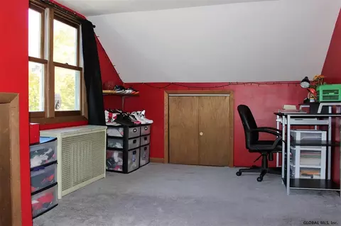 1140 Eugene Dr, Schenectady, NY 12303 photo 21