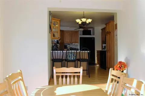 1140 Eugene Dr, Schenectady, NY 12303 photo 11