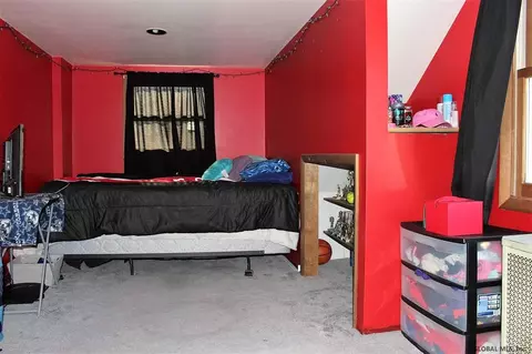 1140 Eugene Dr, Schenectady, NY 12303 photo 20