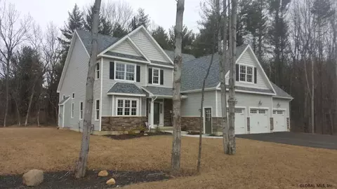 7 Pine Hollow Dr, Schenectady, NY 12302 photo 12