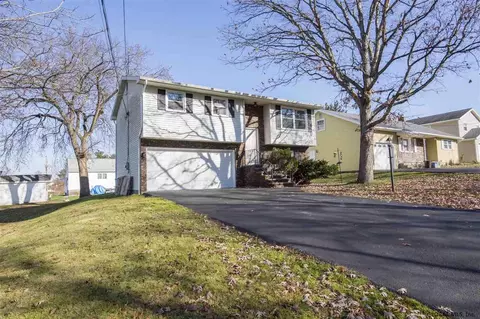 1105 Coplon Ave, Schenectady, NY 12309 photo 2