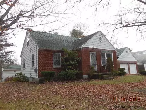 15 Appleton Rd, Rexford, NY 12148 photo 1