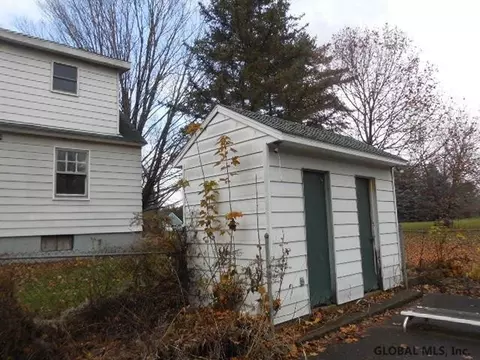 15 Appleton Rd, Rexford, NY 12148 photo 22