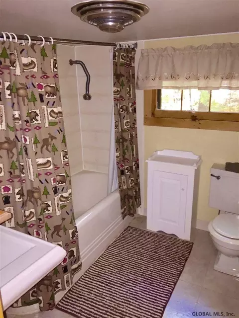 103 Cherry Ln, Corinth, NY 12822 photo 11