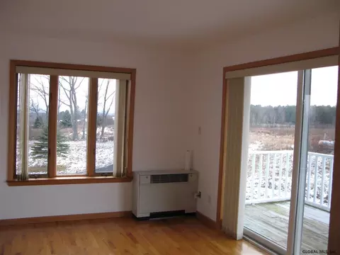 143 Brandon Rd, Esperance, NY 12066 photo 4